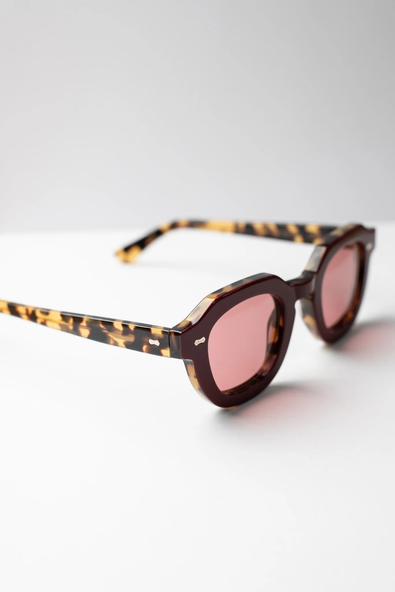 TBD EyeWear Juta Plum Red