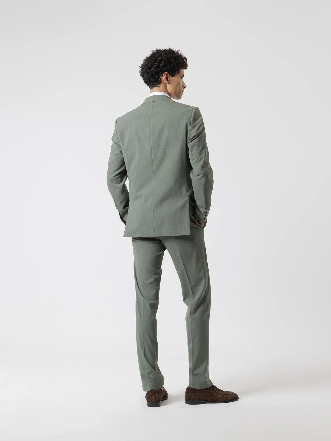 TRAJE LANA MUSGO