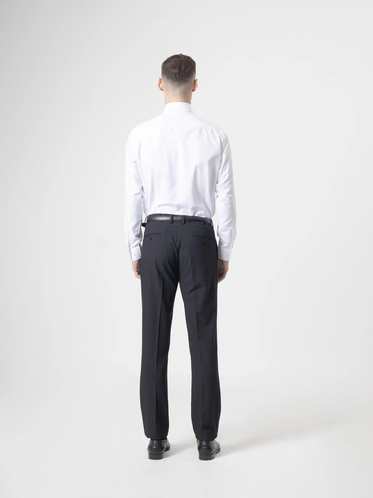 TRAJE LISO NEGRO