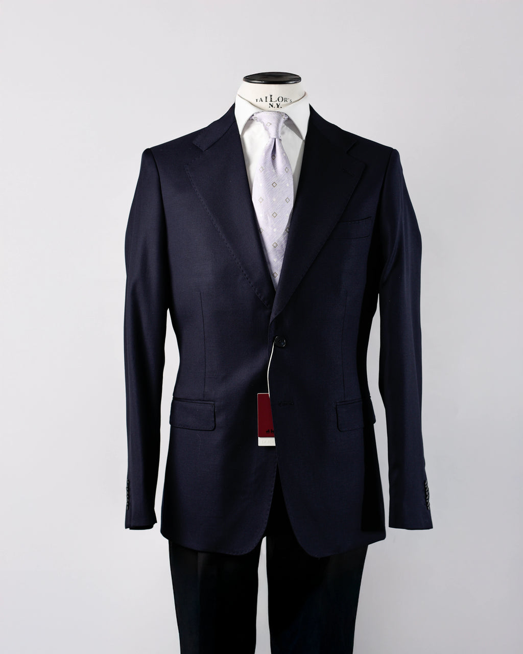 TRAJE AZUL MARINO CONFECCIONADO EN TEJIDO LORO PIANA
