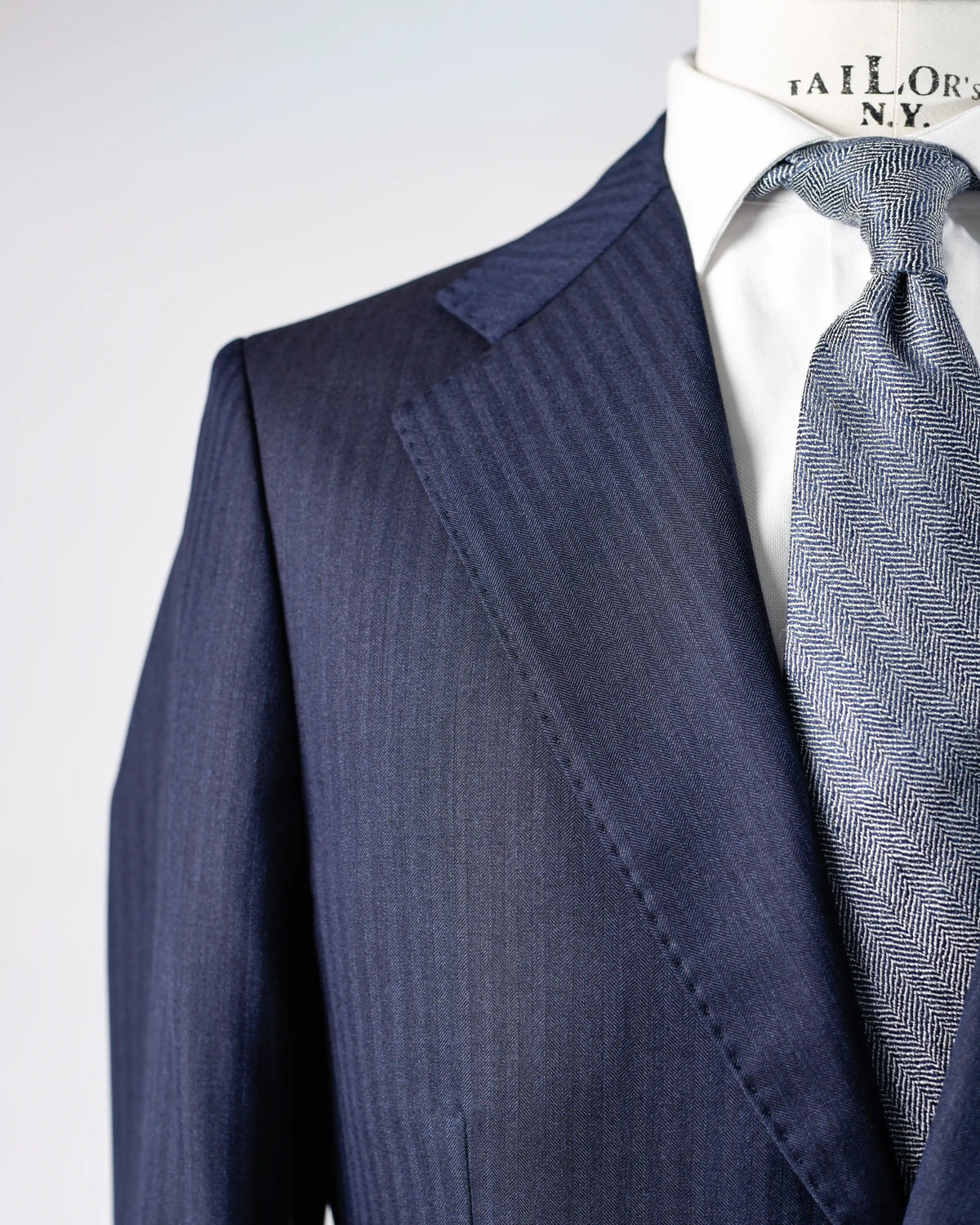TRAJE ESPIGA AZUL